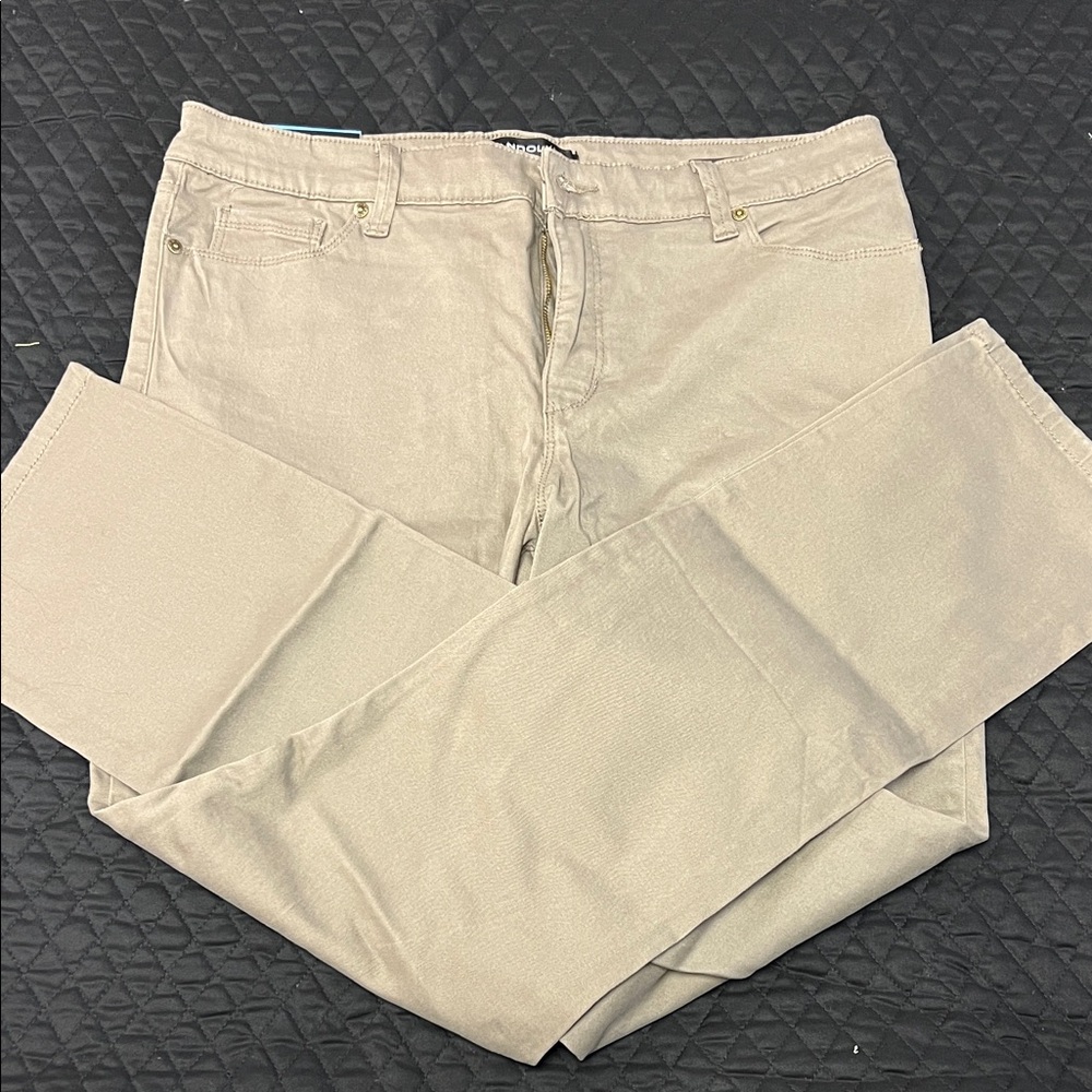 Bandolino Light Beige Straight Leg Pants - Picture 1 of 4